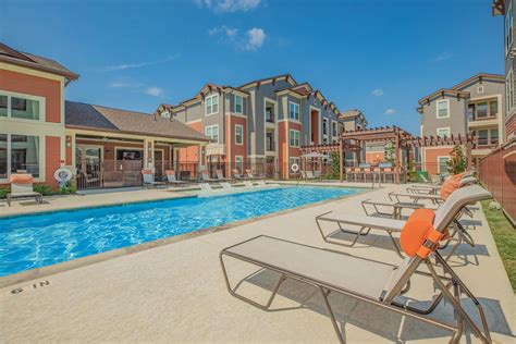 apartments off louetta.